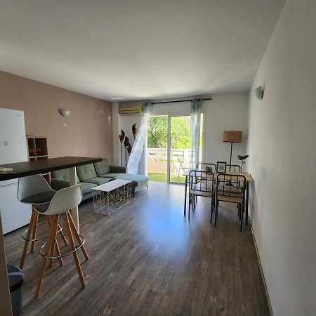 Appartement Cosy En Duplex Avec Jardin Et Cuisine A Trianon Noumea Esterno foto
