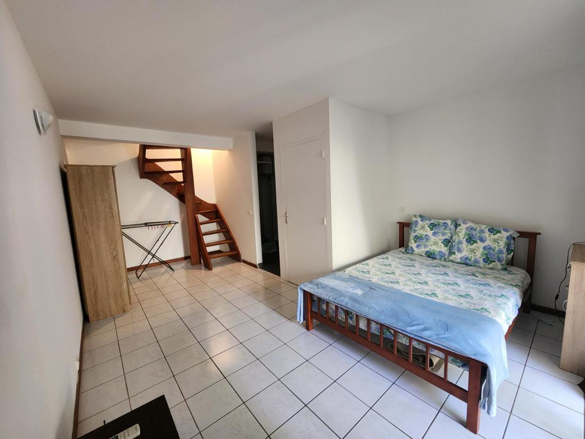 Appartement Cosy En Duplex Avec Jardin Et Cuisine A Trianon Noumea Esterno foto